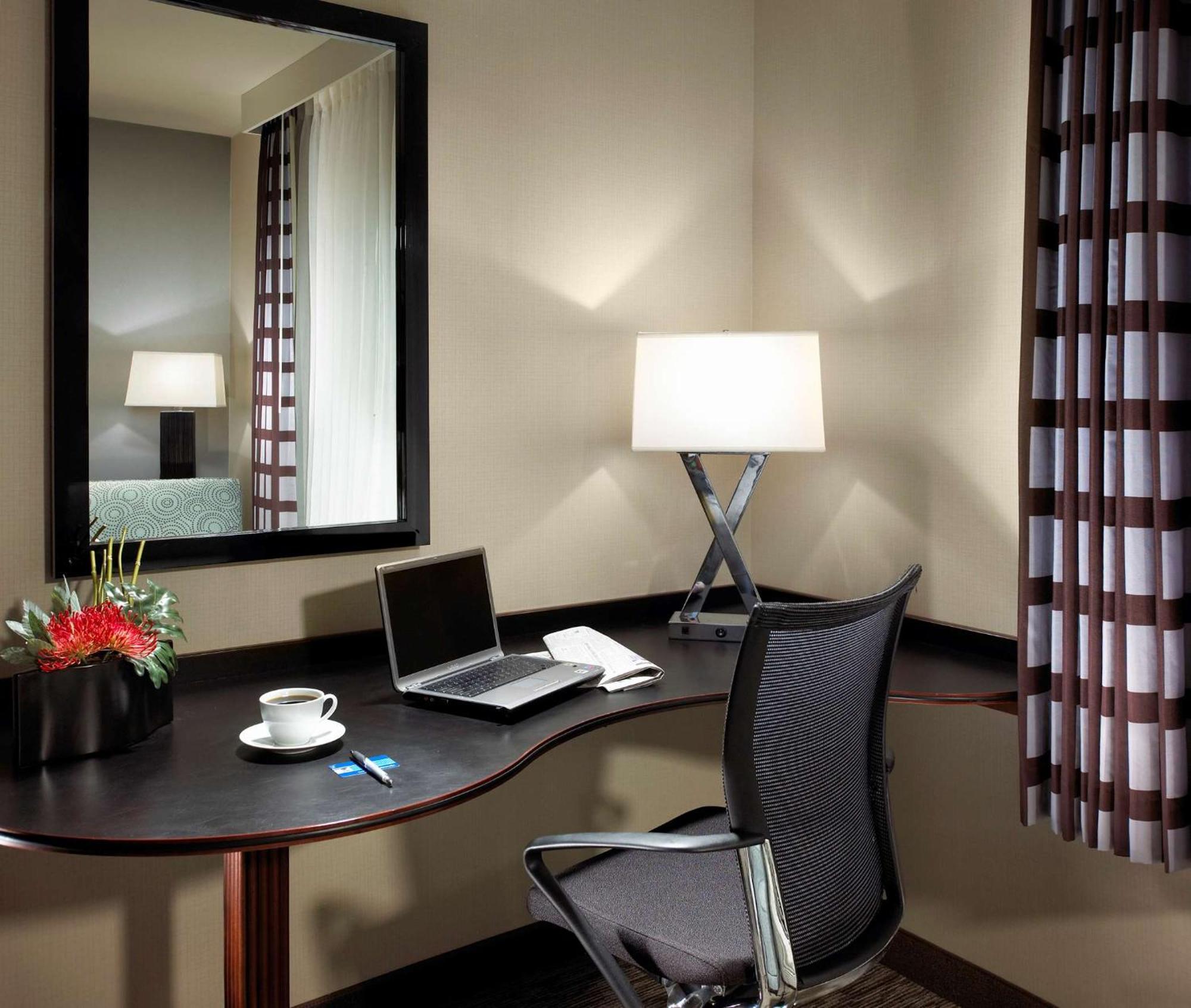 Hampton Inn San Diego Mission Valley Exteriör bild